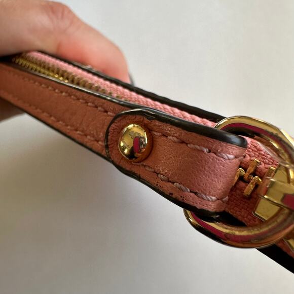 NWOT MICHAEL KORS Light Pink Leather Wristlet Clutch - Picture 5 of 10